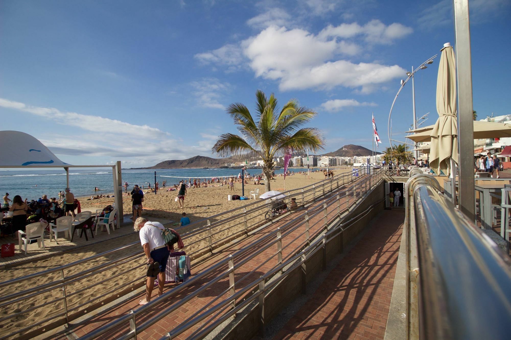 Rosamar Apartment A Metros De La Playa Wifi Gratis 204 By Lightbooking Las Palmas de Gran Canaria Exterior photo